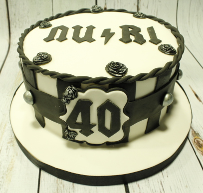 Tartas  personalizadas madrid, tartas decoradas madrid, tartas fodant madrid, tarta rockera, tarta cumpleaños, Repostería creativa.
