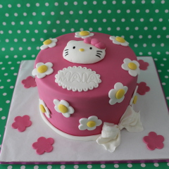 Tarta Hello Kitty, Tartas personalizadas madrid, Tartas decoradas madrid, tartas fondant madrid, thecakeproject, Reposteria Creativa, tartas infantiles, tartas cumpleaños,