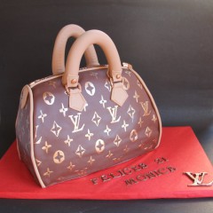 Tarta Bolso Louis Vuitton 3D, tartas personalizadas madrid, tartas fondant