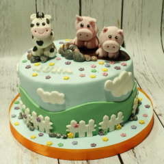 Tartas infantiles, tarta cumpleaños, tartas decoradas madrid, tartas fondant madrid, tartas personalizadas madrid, tartas granja, tarta vaca, tarta oveja