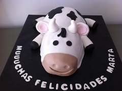 Tarta vaca, Tartas personalizadas madrid, tartas fondant madrid, tartas decoradas madrid,
